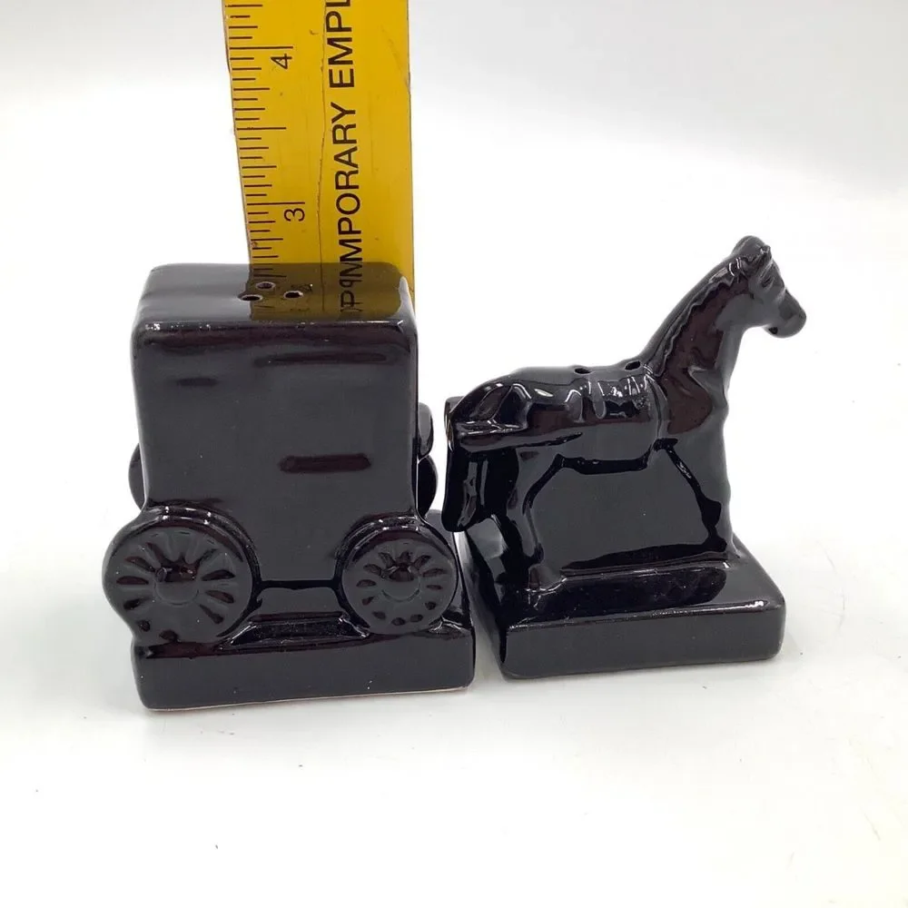 Black‎ Horse with Buggy Carriage Amish Salt and Pepper Shakers Gift